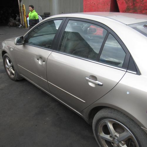 door/sliding rear left