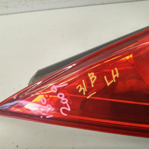 taillight left