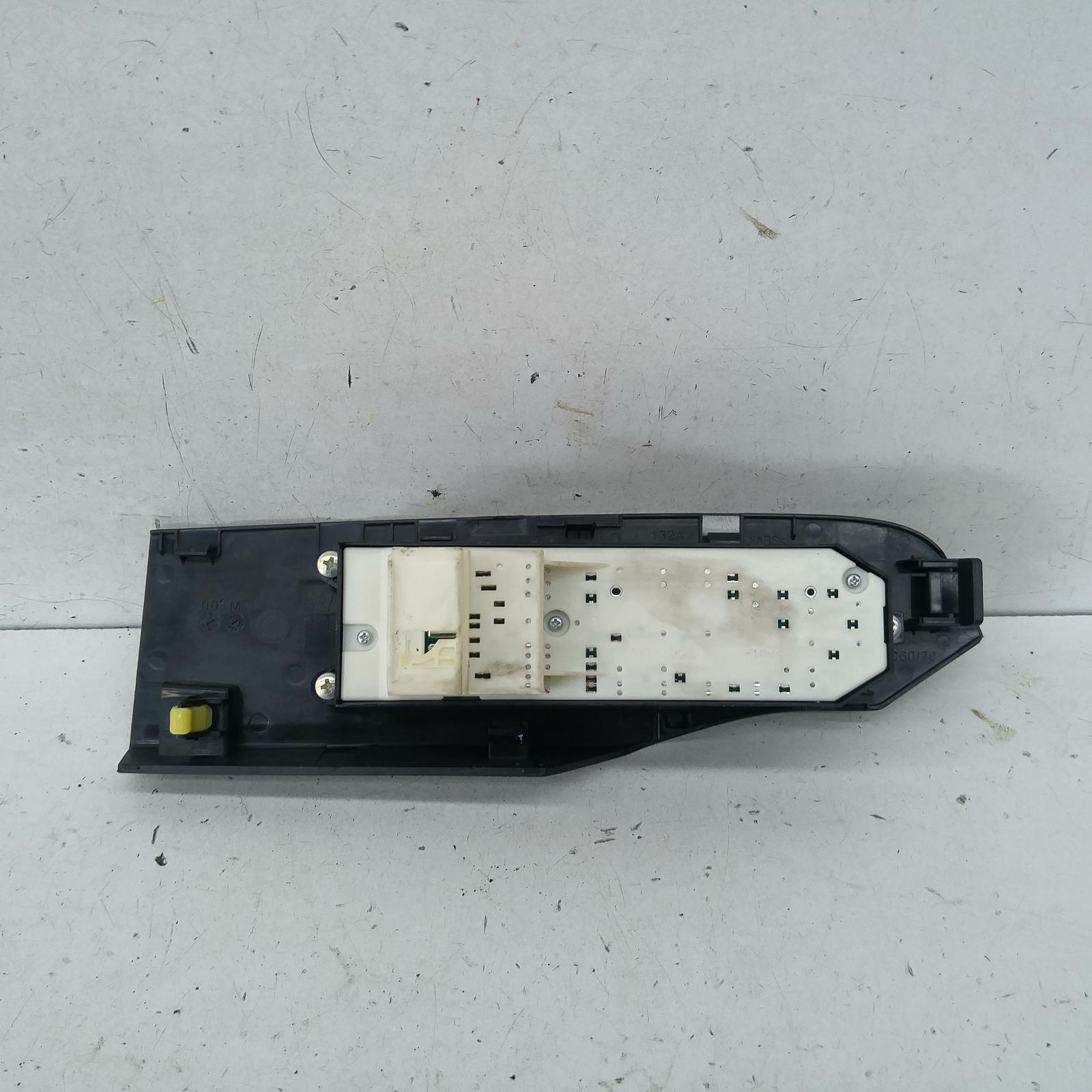Corolla Power Door Window Switch 2015-2018 rh front (master switch),zre182r,hatch,standard,03/15-06/18 00007960 #170481