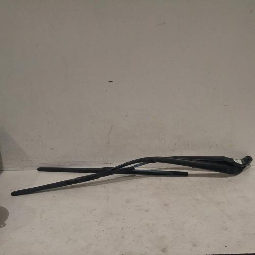 wiper arm
