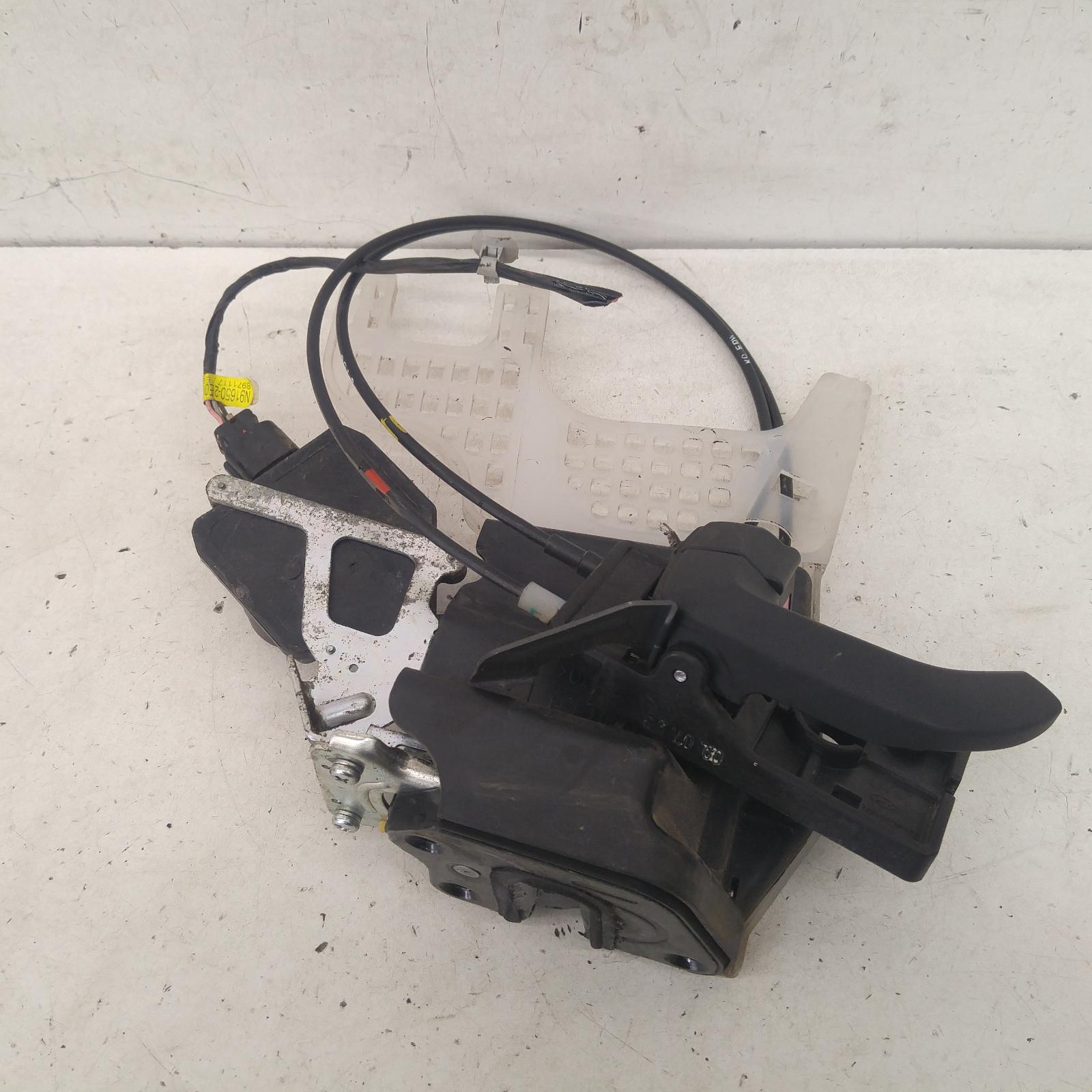 Tucson Door/boot/gate Lock 2004-2010 left rear door lock,08/04-01/10 00008025 #174996