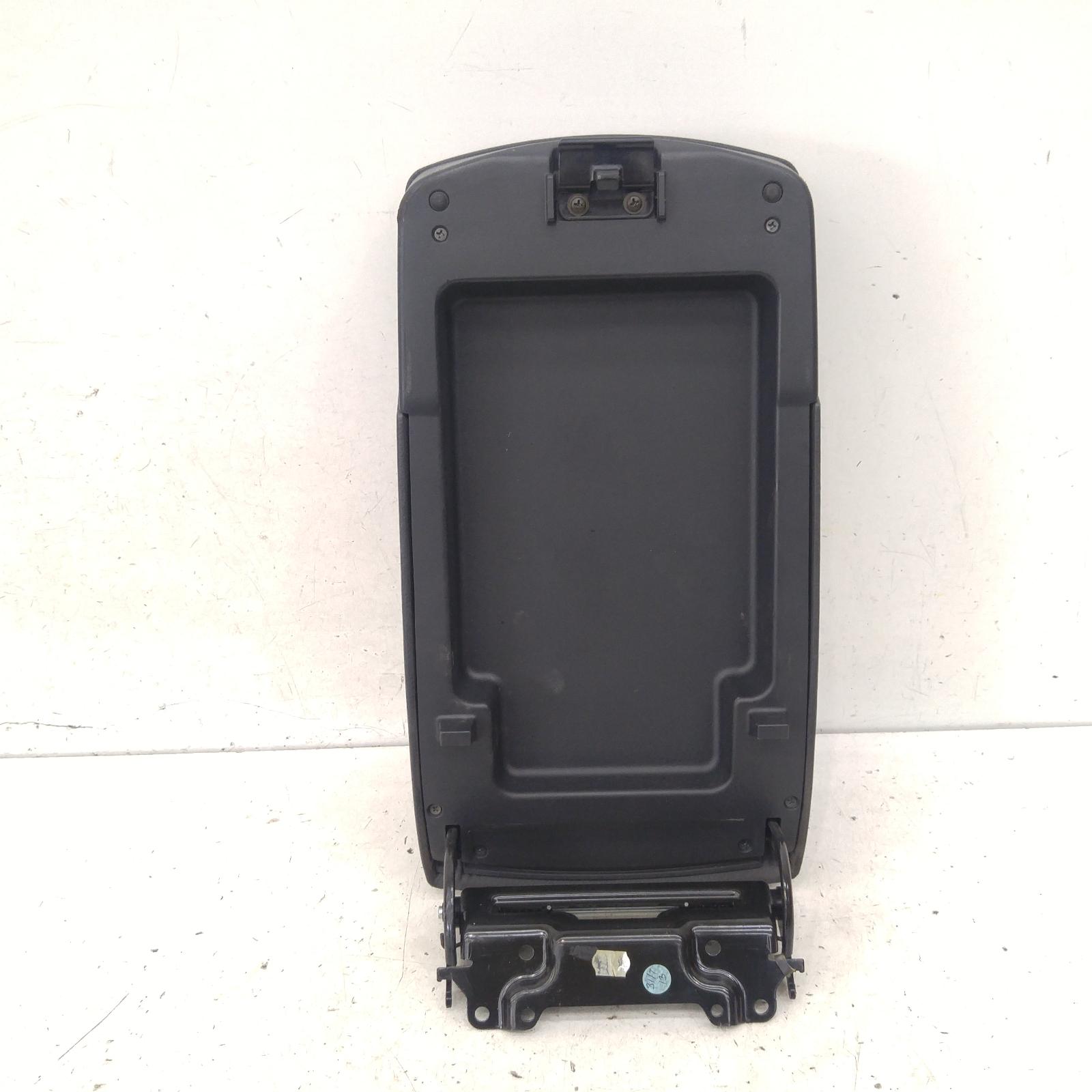 Camry Console 2006-2011 acv40,console lid only,black,06/06-11/11 00008273 #180062