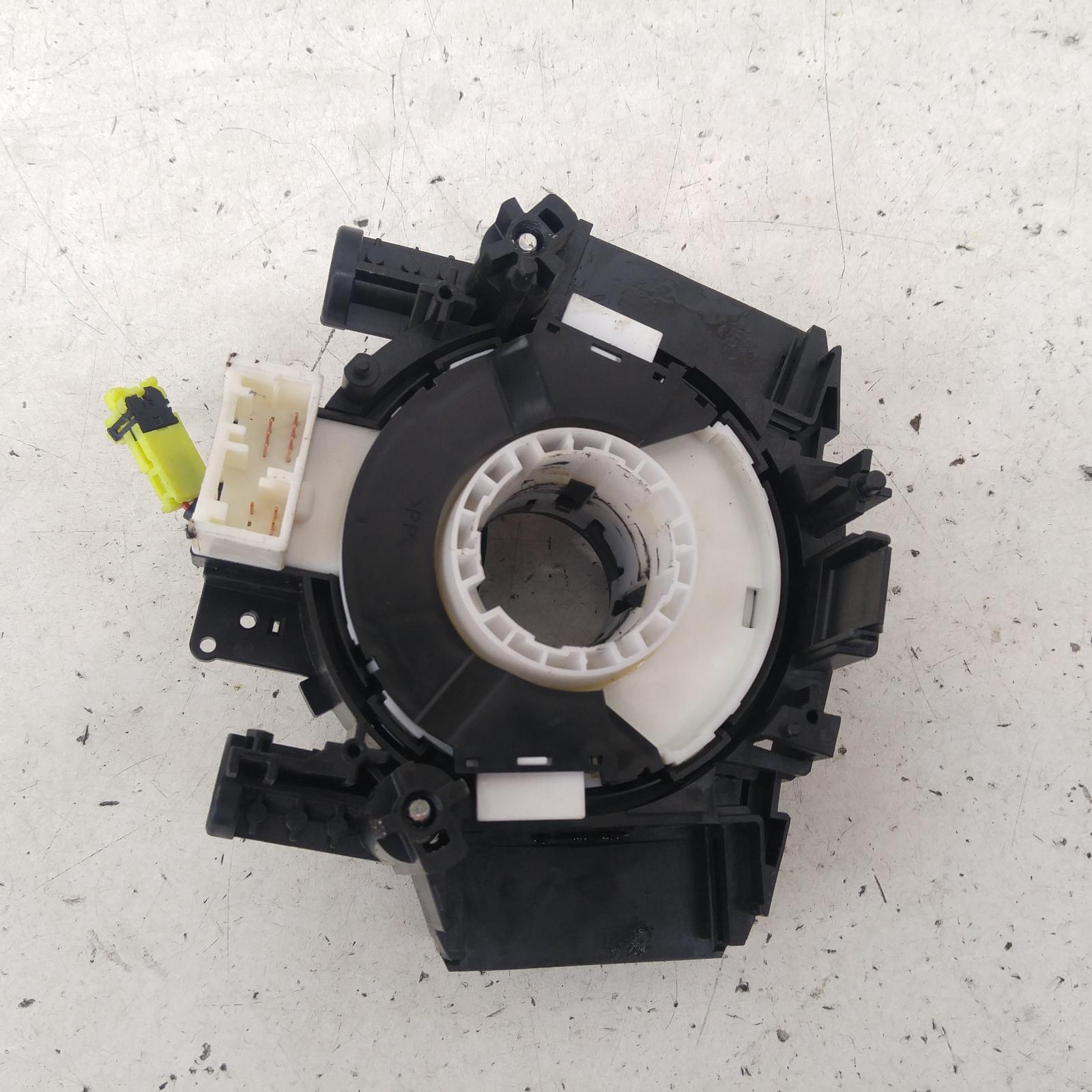 182774, Used airbag module/sensor for 2006 navara d40, clockspring, 7