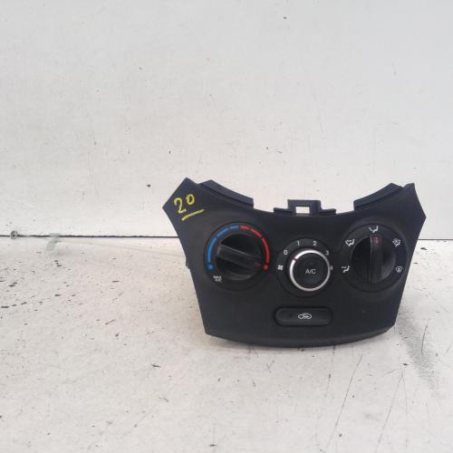 heater/aircon controls