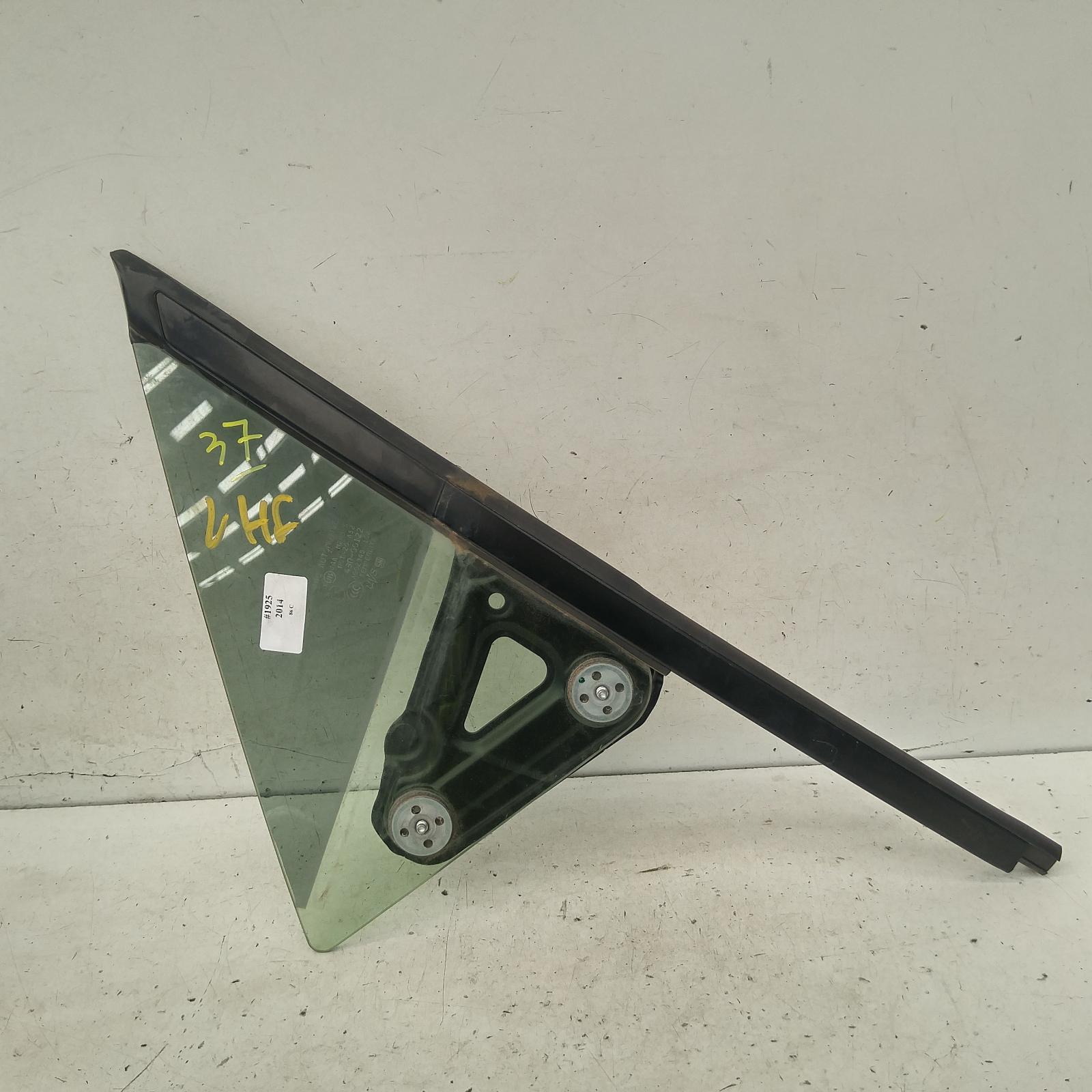 Search result for Quarter Door Glass Front Left|Aus Auto Parts(1000)