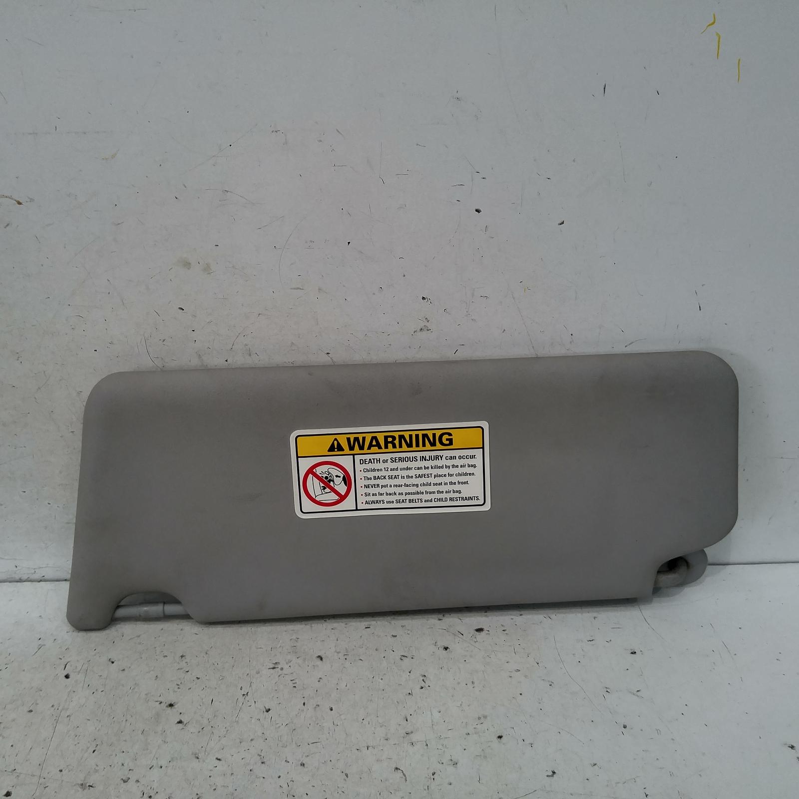 Camry Sunvisor 2002-2006 sk36,rh side,standard type,08/02-05/06 00008638 #188337