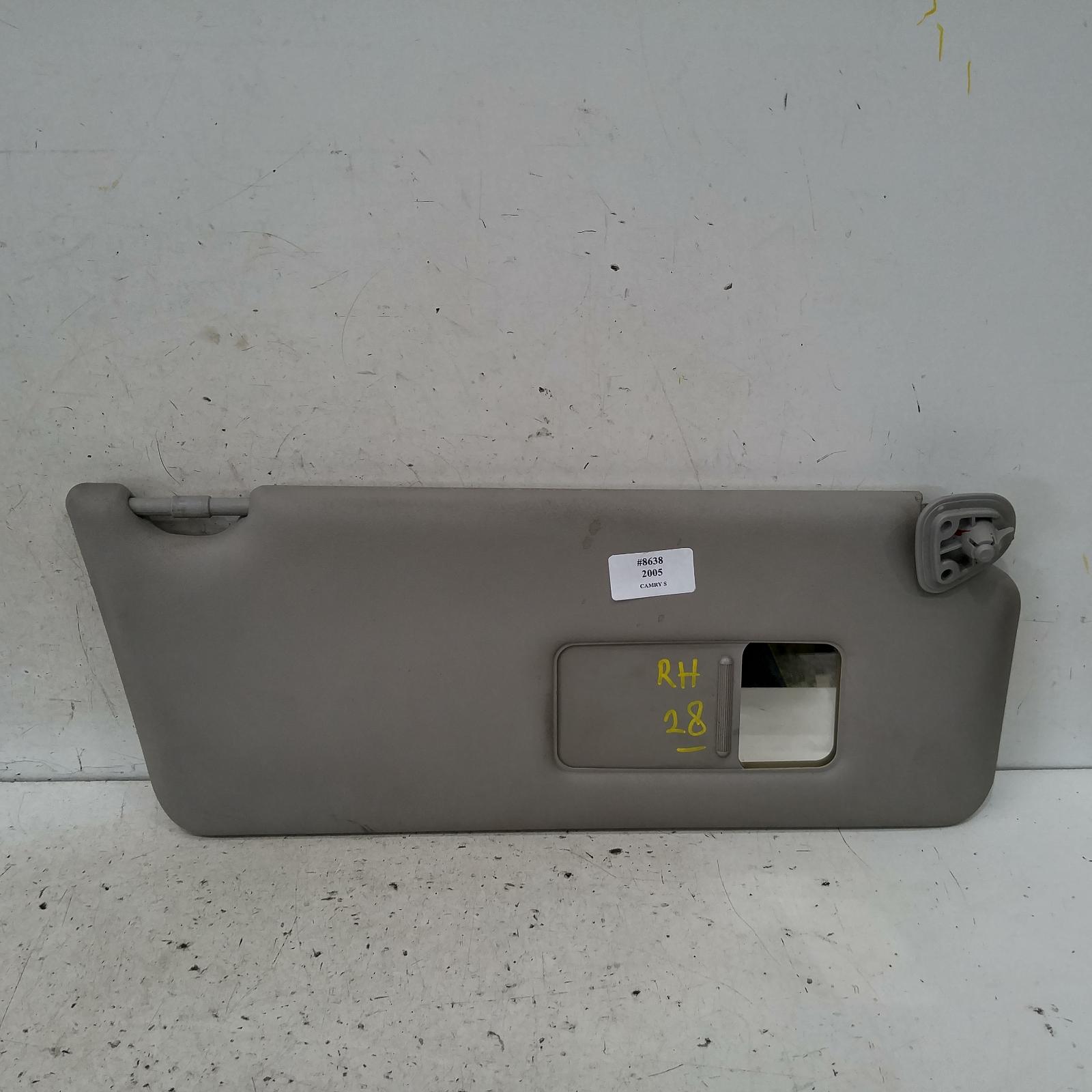 Camry Sunvisor 2002-2006 sk36,rh side,standard type,08/02-05/06 00008638 #188337