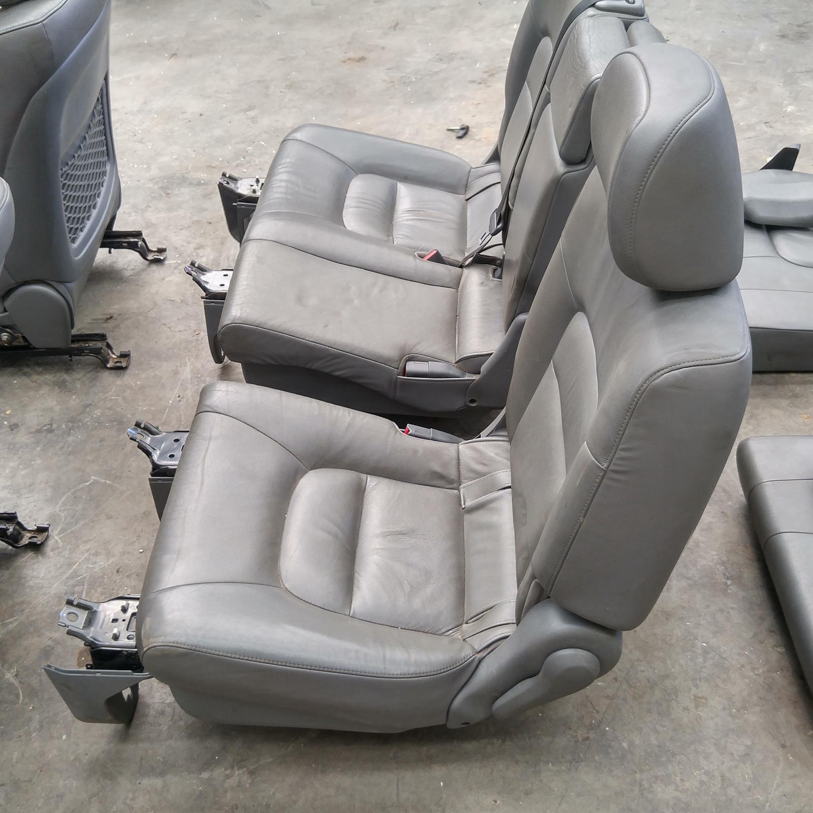 188835, Used seat 2nd/rear seat for 2012 landcruiser 200 series, rh