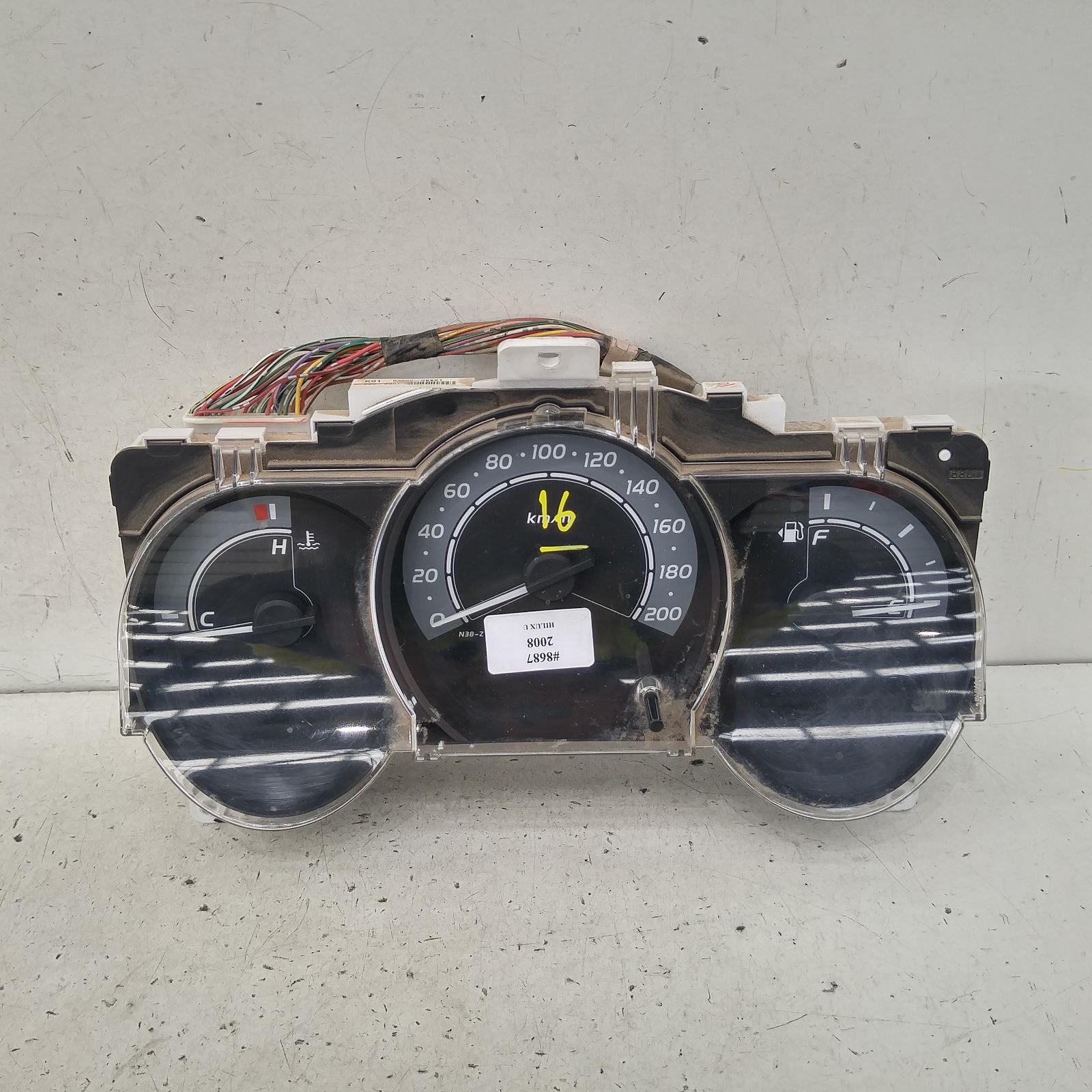 Hilux Instrument Cluster 2005-2011 petrol,2.7,workmate,03/05-06/11 00008687 #191166