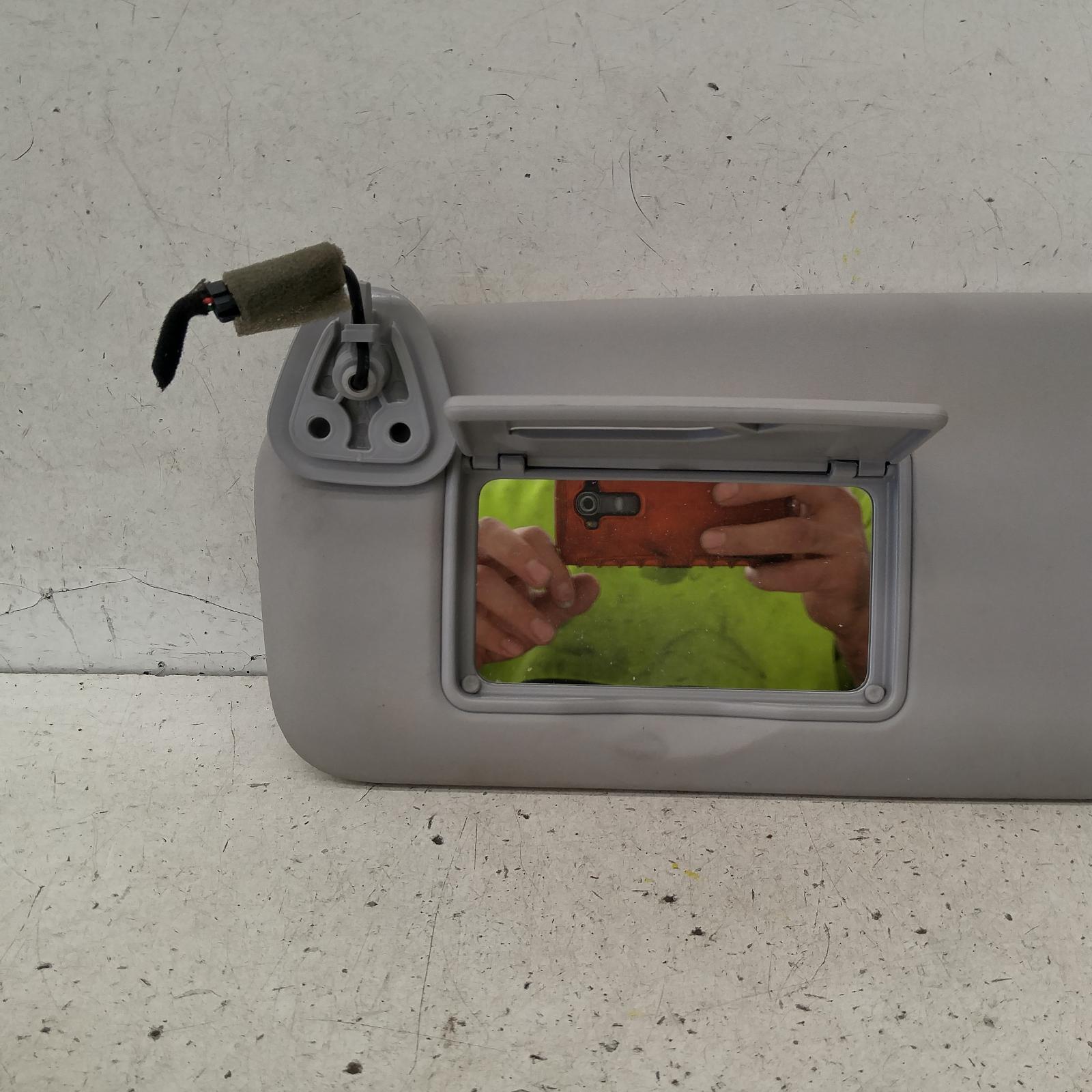 I30 Sunvisor 2007-2012 fd,lh side,non light type,09/07-04/12 00008669 #192469