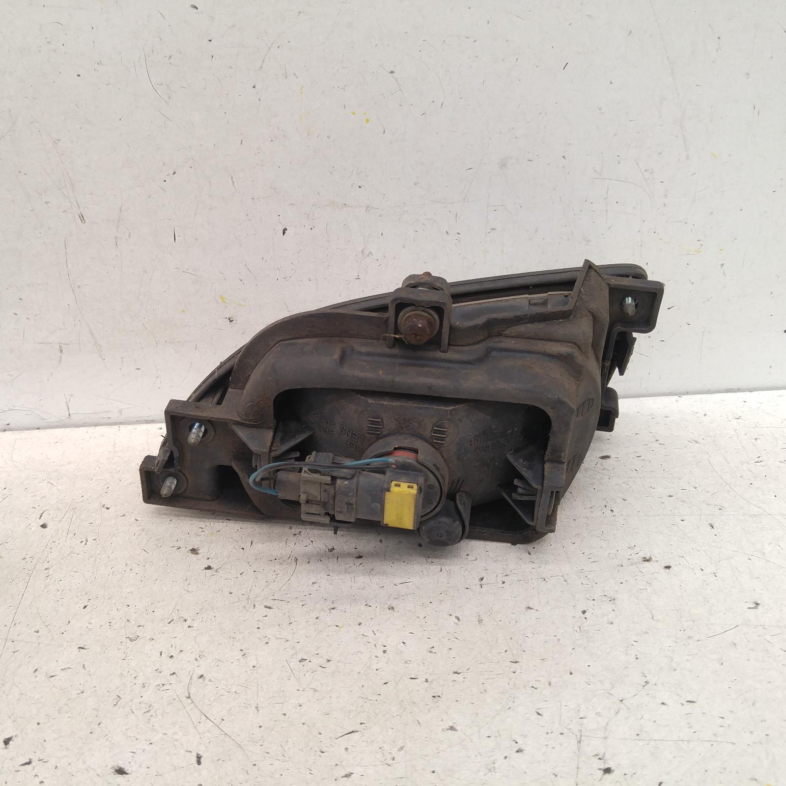 Carnival/Grand Carnival Indicator/fog/side Right 2006-2014 bumper foglamp,vq,01/06-12/14 00008693 #193009