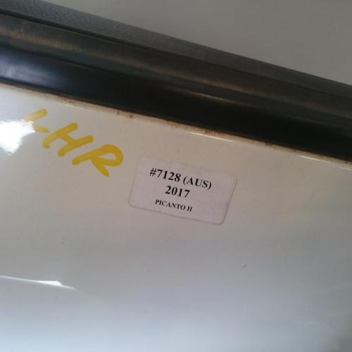 door/sliding rear left