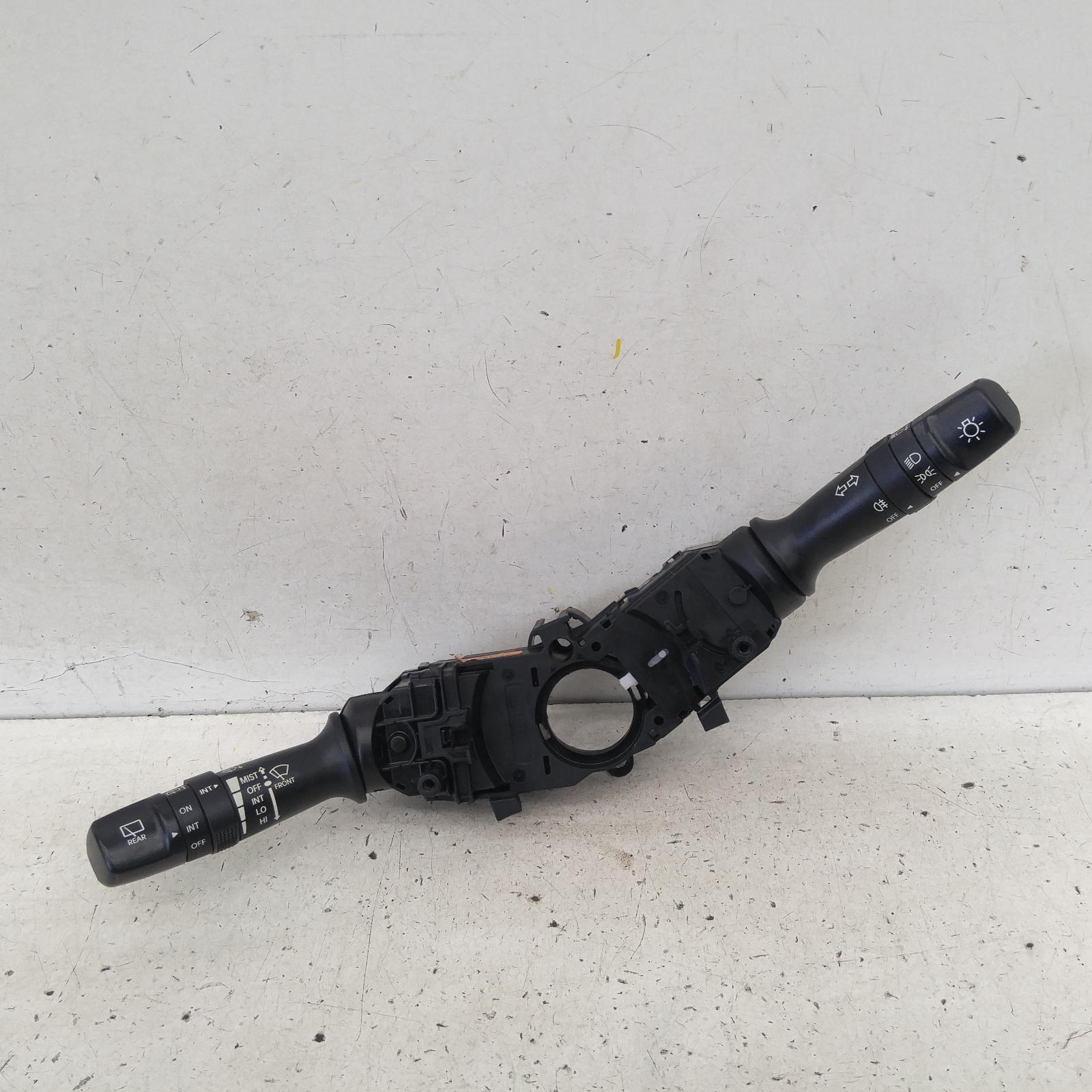 196927, Used combination switch for 2015 i20 wiper switch, pb, 07/10