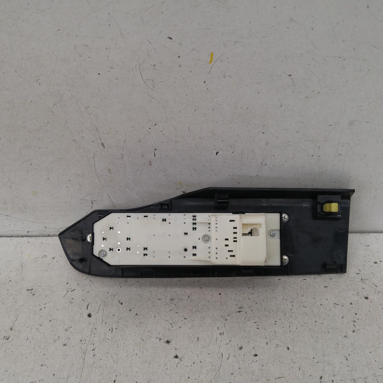 Corolla Power Door Window Switch 2015-2018 rh front (master switch),zre182r,hatch,standard,03/15-06/18 partwh #197421
