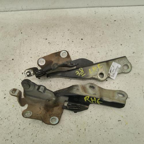 bonnet hinge/strut
