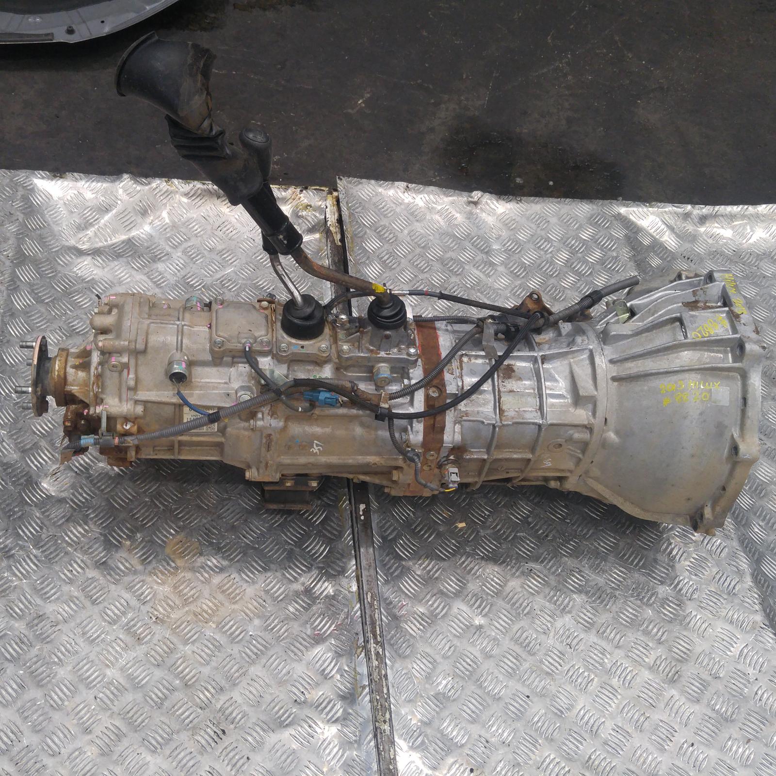 198907, Used transmission/gearbox for 2013 hilux manual, 4wd, diesel