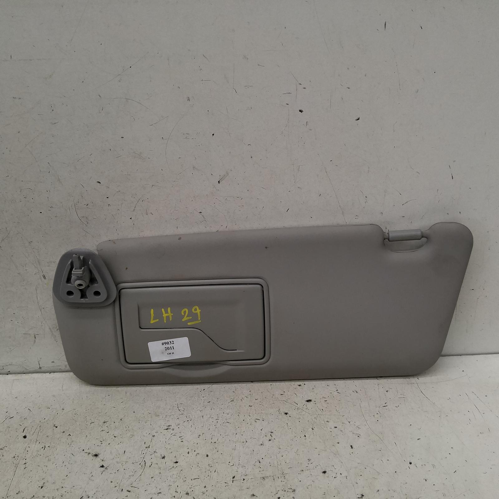 I30 Sunvisor 2007-2012 fd,lh side,non light type,09/07-04/12 00009032 #199136