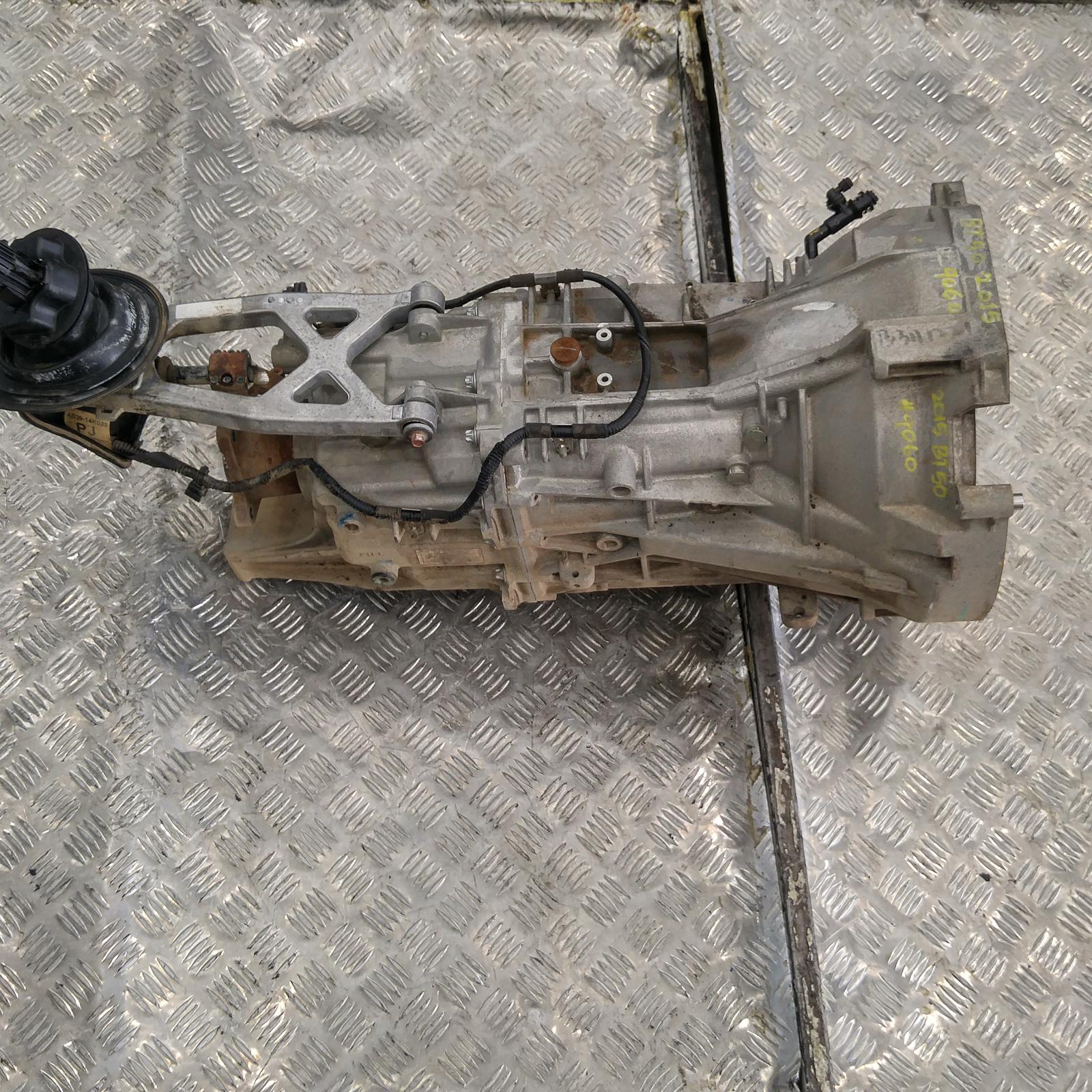 200459, Used transmission/gearbox for 2015 bt50 manual, rwd, diesel