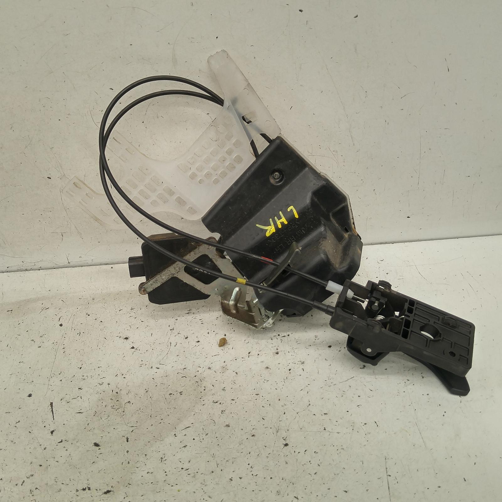Tucson Door/boot/gate Lock 2004-2010 left rear door lock,08/04-01/10 00009149 #201648