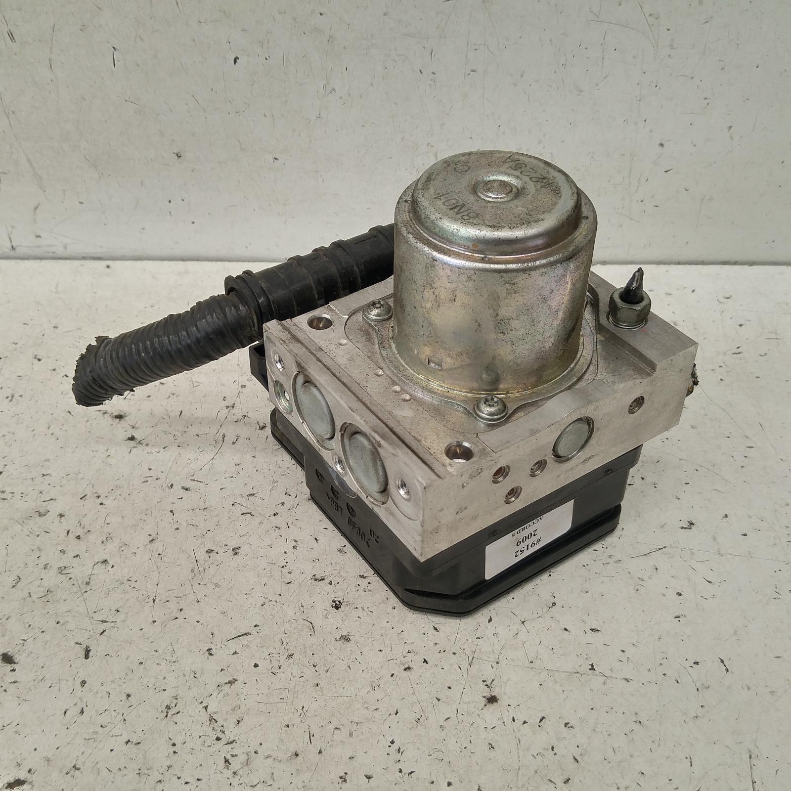 201673, Used abs pump/modulator for 2009 accord 8th gen (vin mrhcp