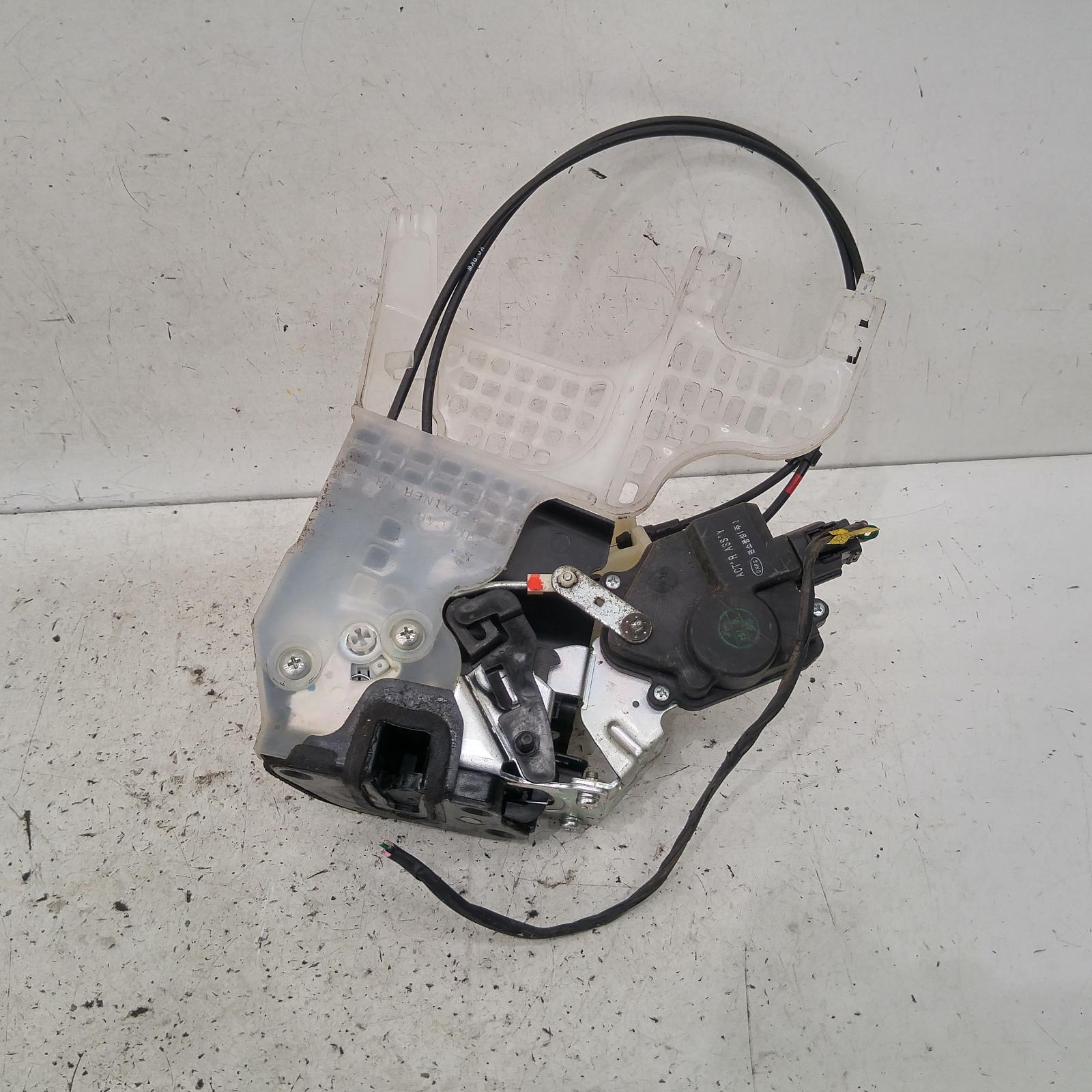 Tucson Door/boot/gate Lock 2004-2010 left rear door lock,08/04-01/10 00009192 #203007