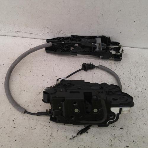 204410, Used door/boot/gate lock for 2012 Tiguan right front door