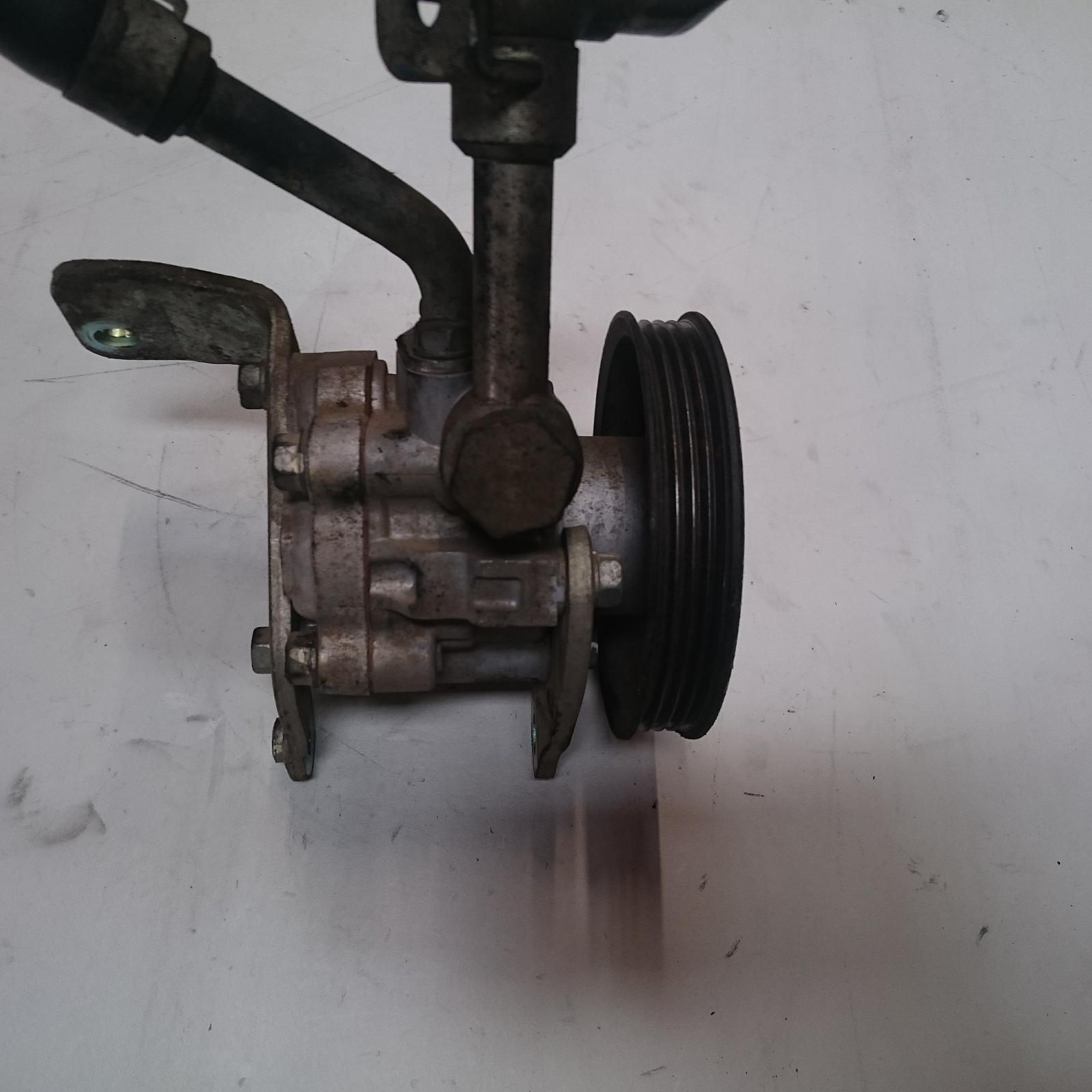 206076, Used steering pump for 2011 navara d40, 2.5, yd25, diesel, 09