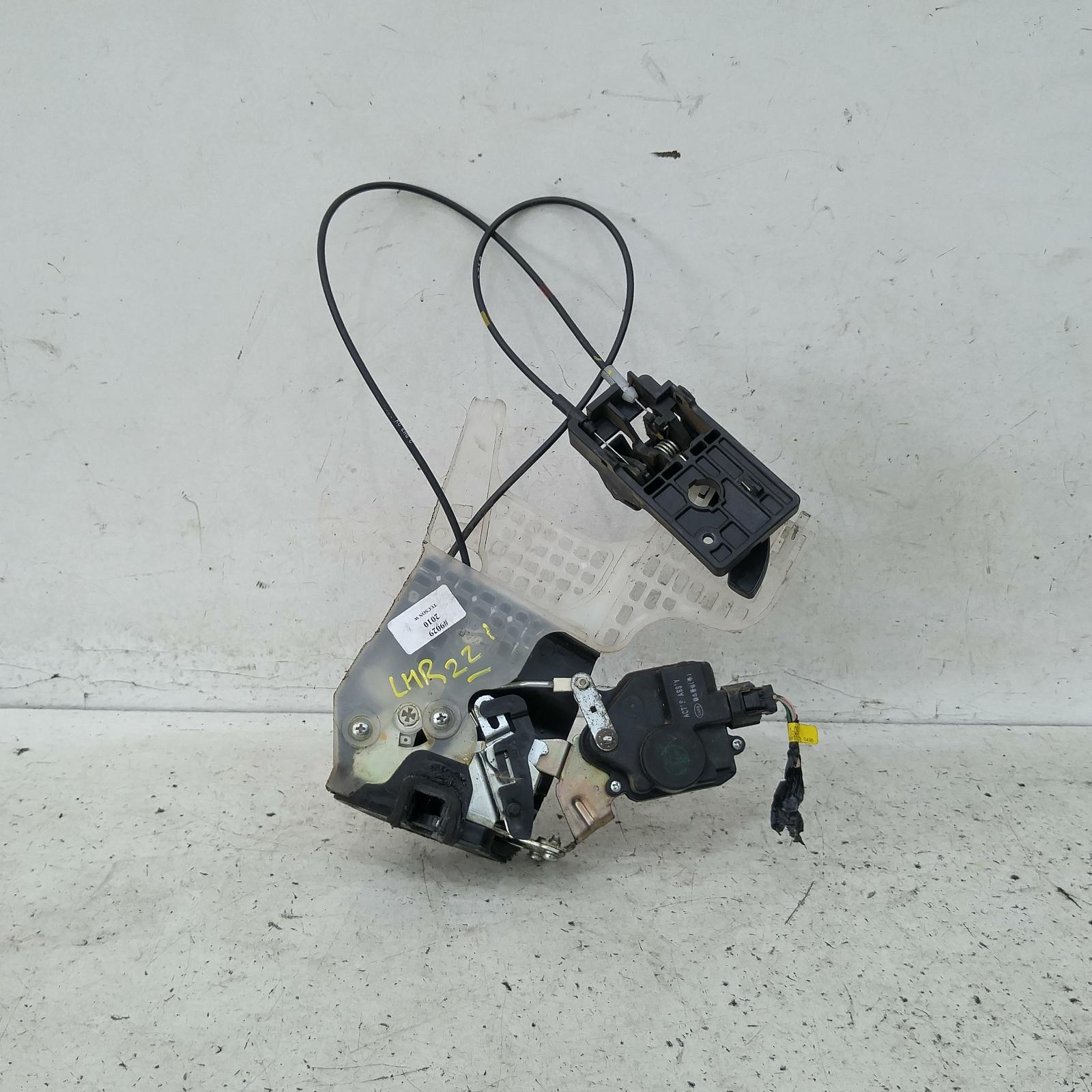 Tucson Door/boot/gate Lock 2004-2010 left rear door lock,08/04-01/10 00009029 #206984
