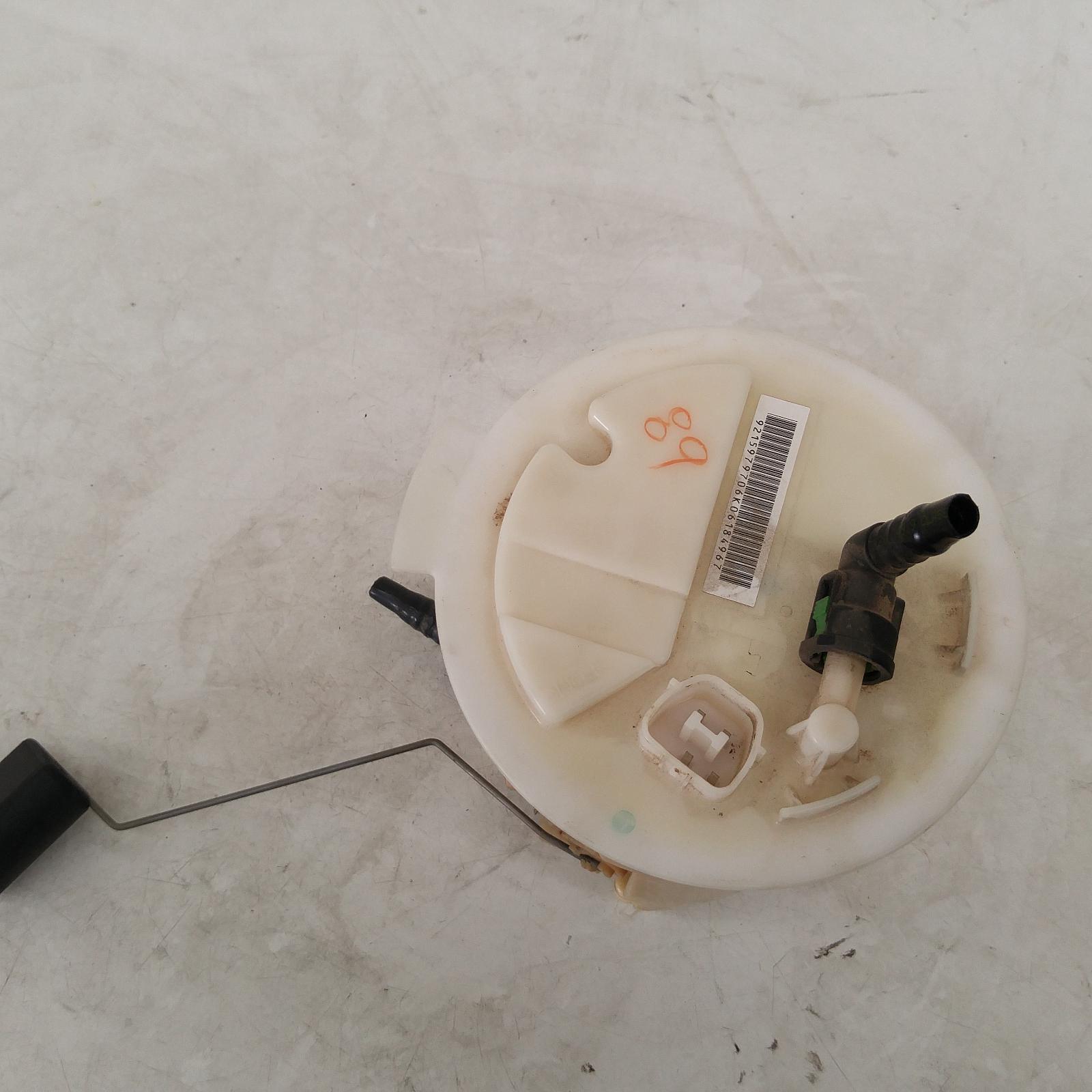208520, Used fuel sending unit for 2008 commodore sedan, ve, 08/0608/10