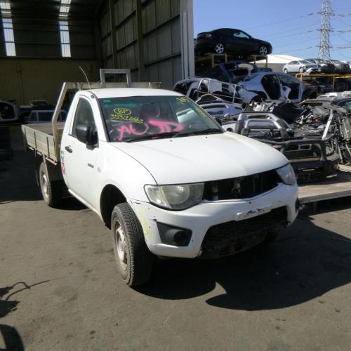 Mitsubishi 2009 ~ 2015 Triton