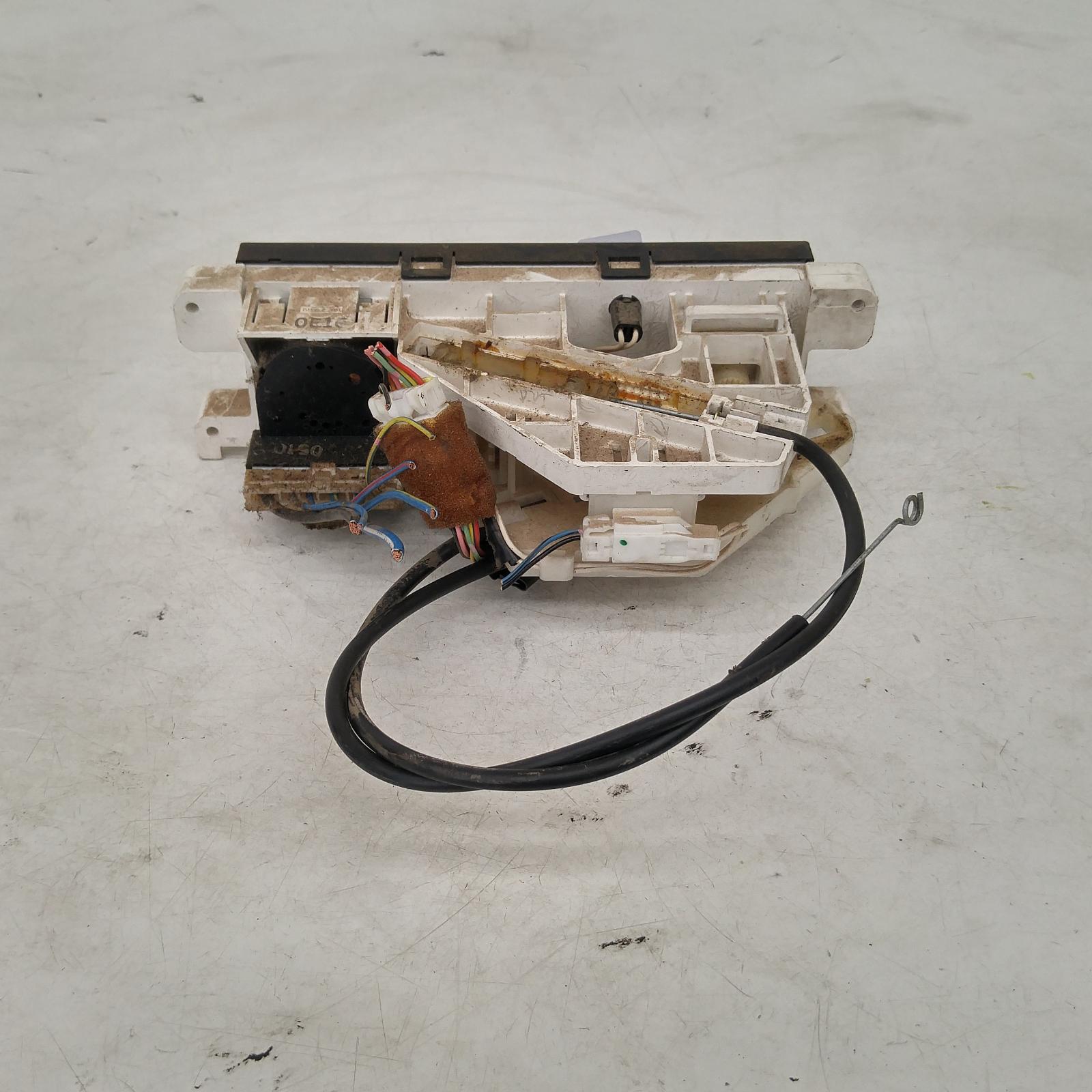 210785, Used heater/aircon controls for 2000 patrol front, non