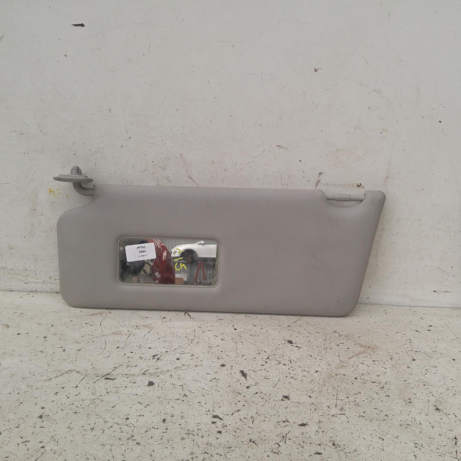 Camry Sunvisor 2002-2006 sk36,lh side,standard type,08/02-05/06 00009701 #216580