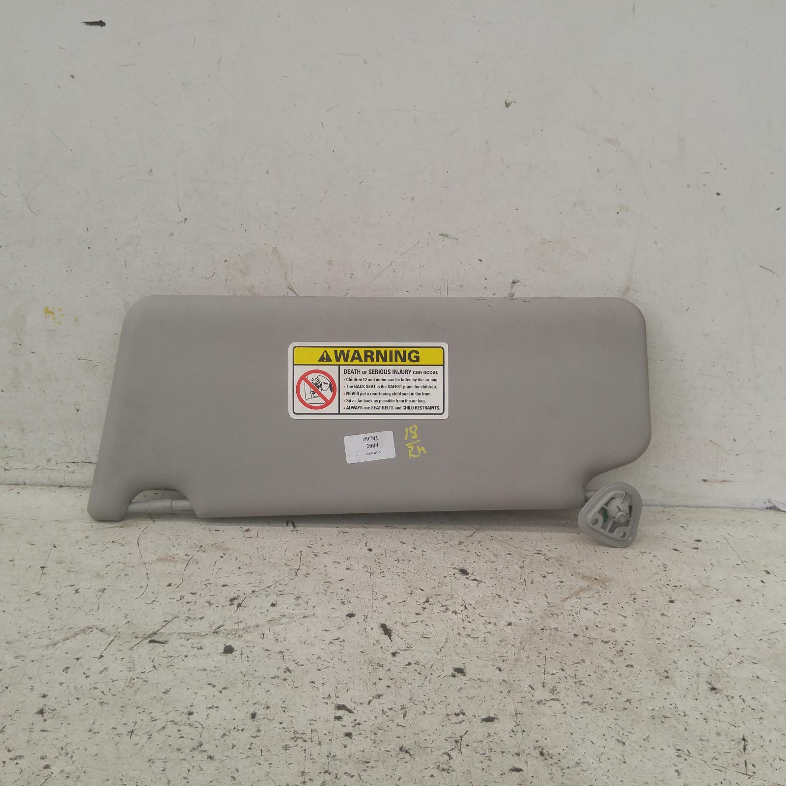 Camry Sunvisor 2002-2006 sk36,rh side,standard type,08/02-05/06 00009701 #216581