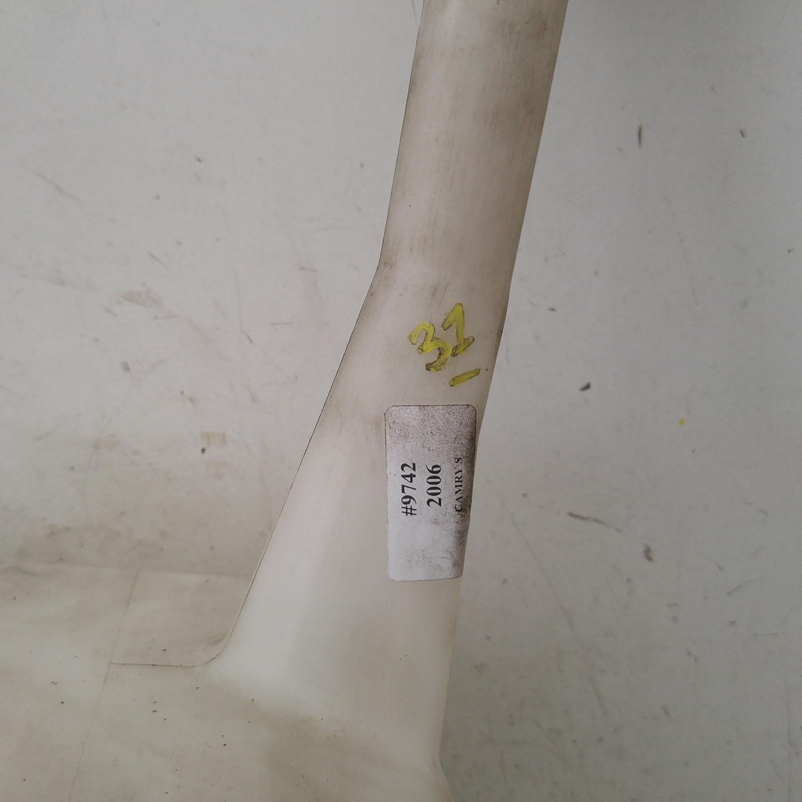 Camry Washer Bottle 2006-2011 acv40/ahv40,06/06-11/11 00009742 #216948