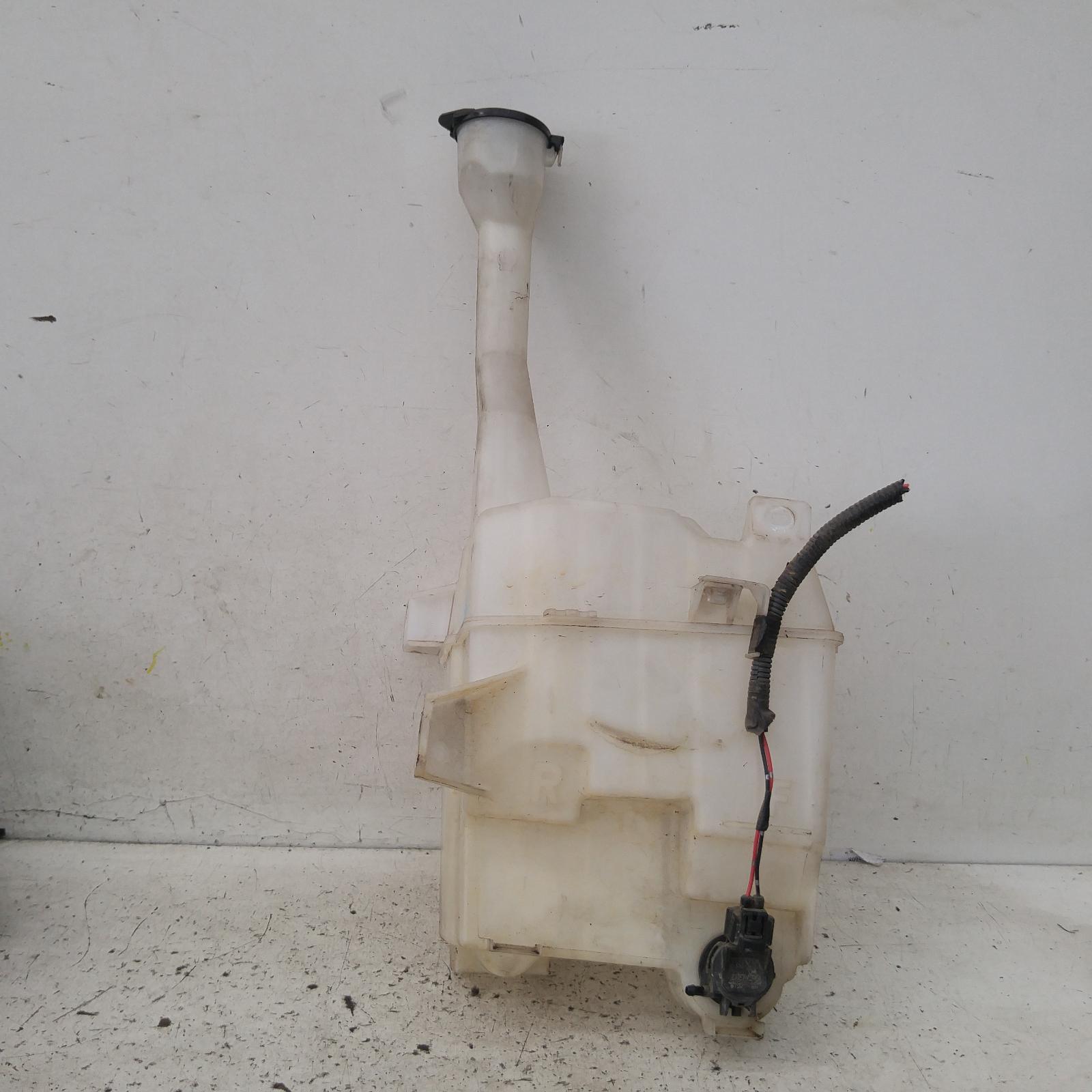 Camry Washer Bottle 2006-2011 acv40/ahv40,06/06-11/11 00009742 #216948