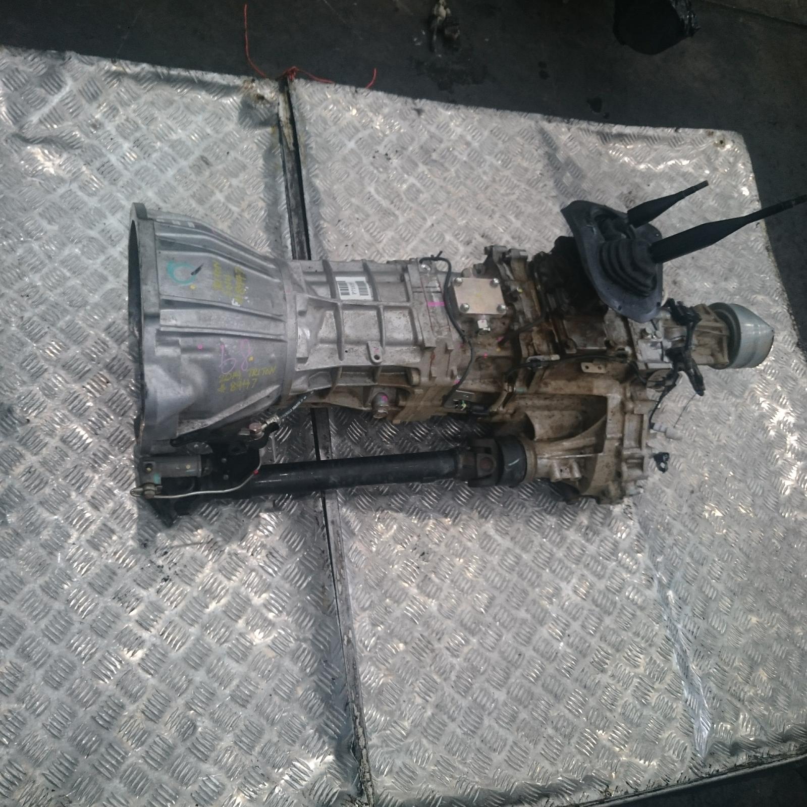 217808, Used transmission/gearbox for 2014 triton manual, 4wd, diesel