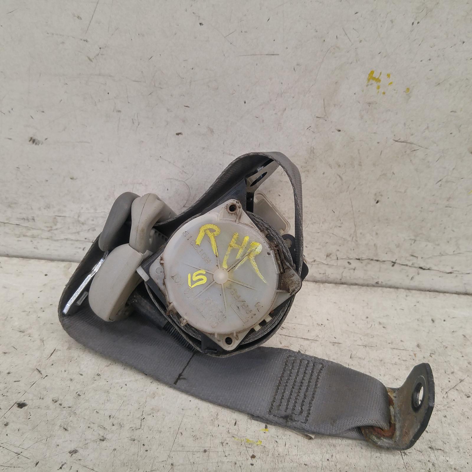 Hilux Seat Belt Stalk 2005-2011 rh rear,seat belt only,dual cab,light grey,03/05-06/11 00009438 #217495