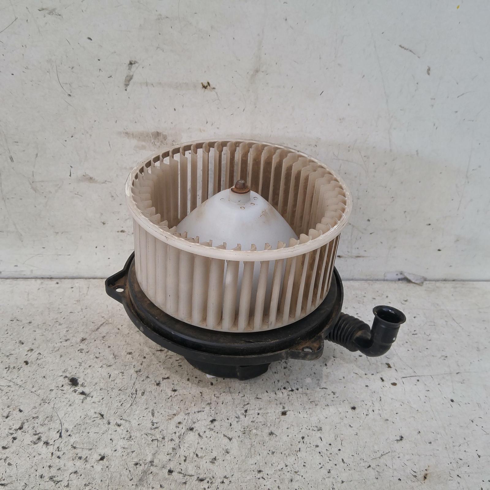 Courier Heater Fan/motor 1999-2002 pe,01/99-10/02 00009794 #217439