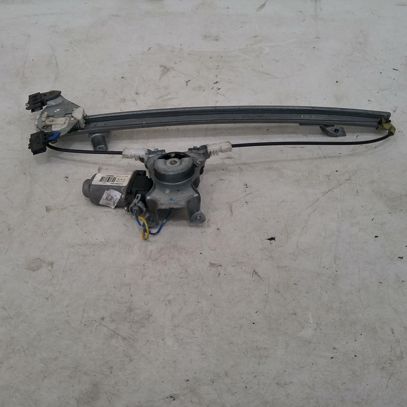 219210, Used window regulator/motor rear left for 2006 navara d40