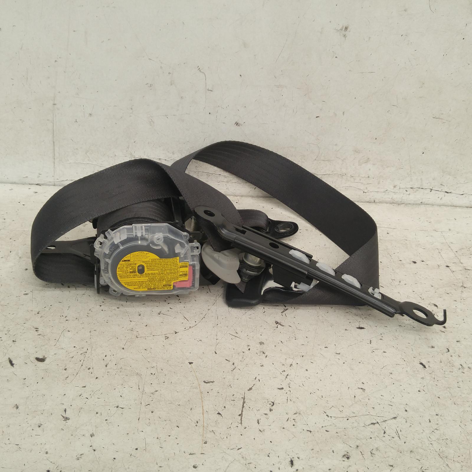 Camry Seat Belt Stalk 2006-2011 lh front,seat belt only,acv40,06/06-11/11 00009882 #219400