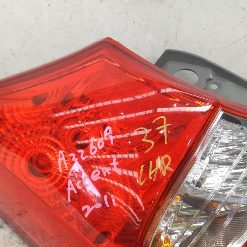 taillight left