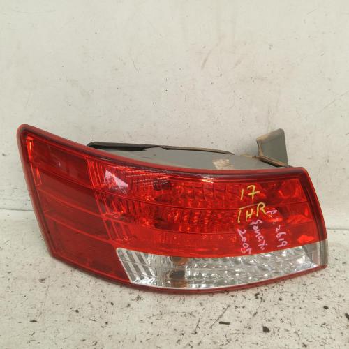 taillight left