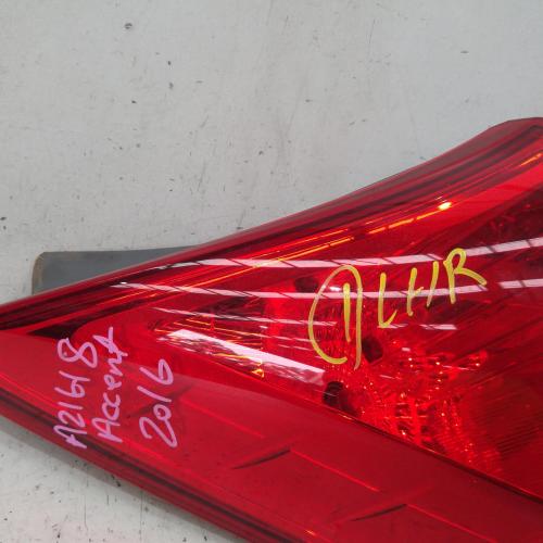 taillight left