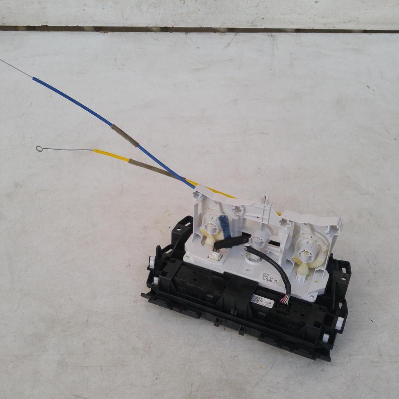 heater/aircon controls