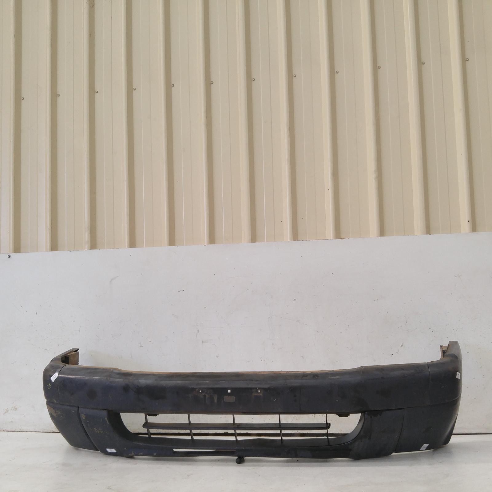 227357, Used bumper front for 2000 courier bumper bar, pe, 4wd