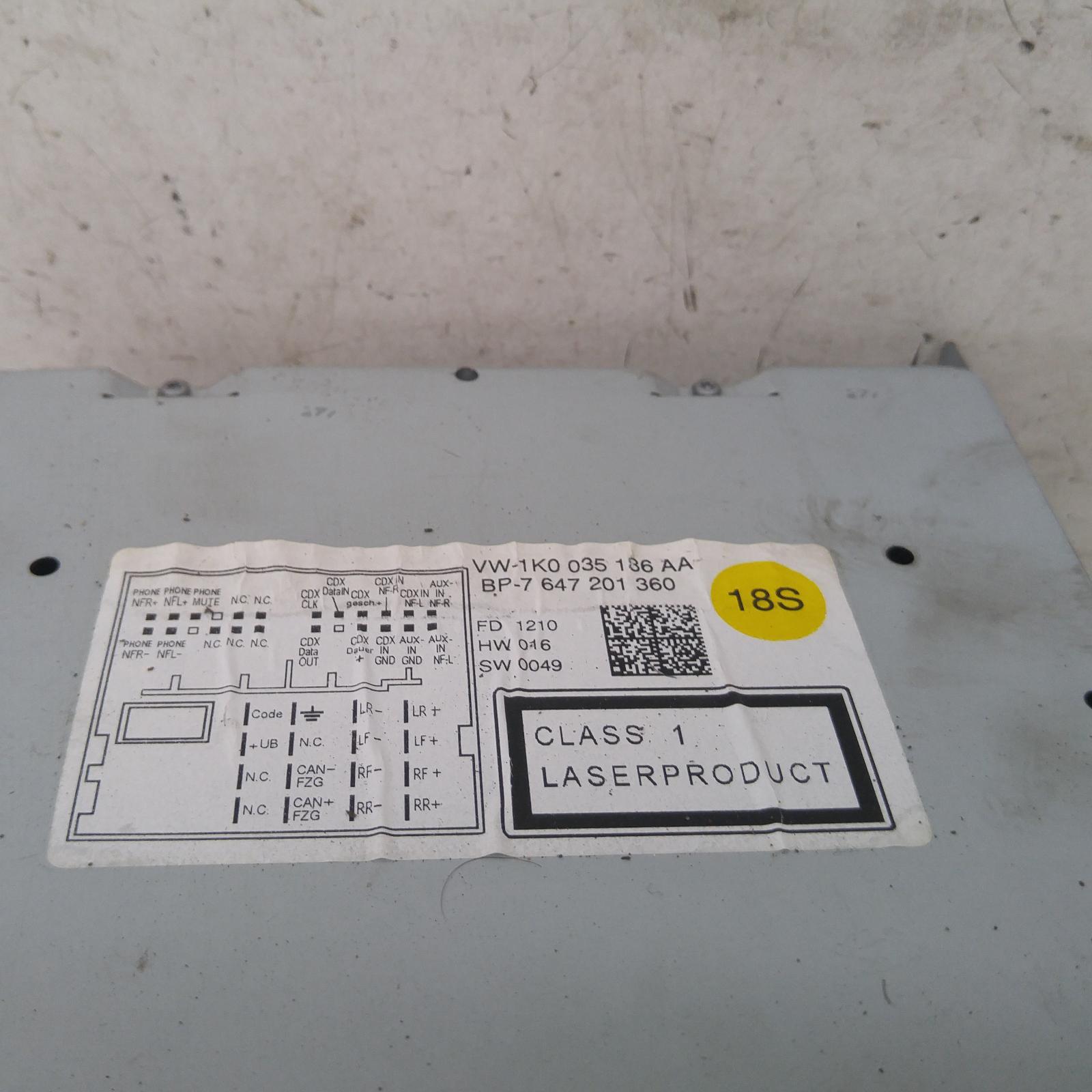 Golf Stereo/head Unit 2008-2016 single disc cd player (rcd310),gen 6,12/08-01/16 00008955 #228060