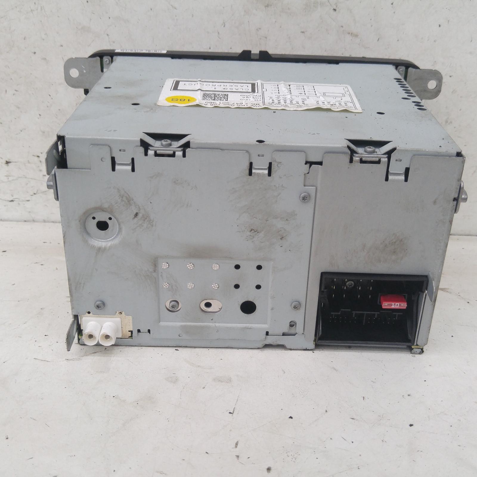 Golf Stereo/head Unit 2008-2016 single disc cd player (rcd310),gen 6,12/08-01/16 00008955 #228060