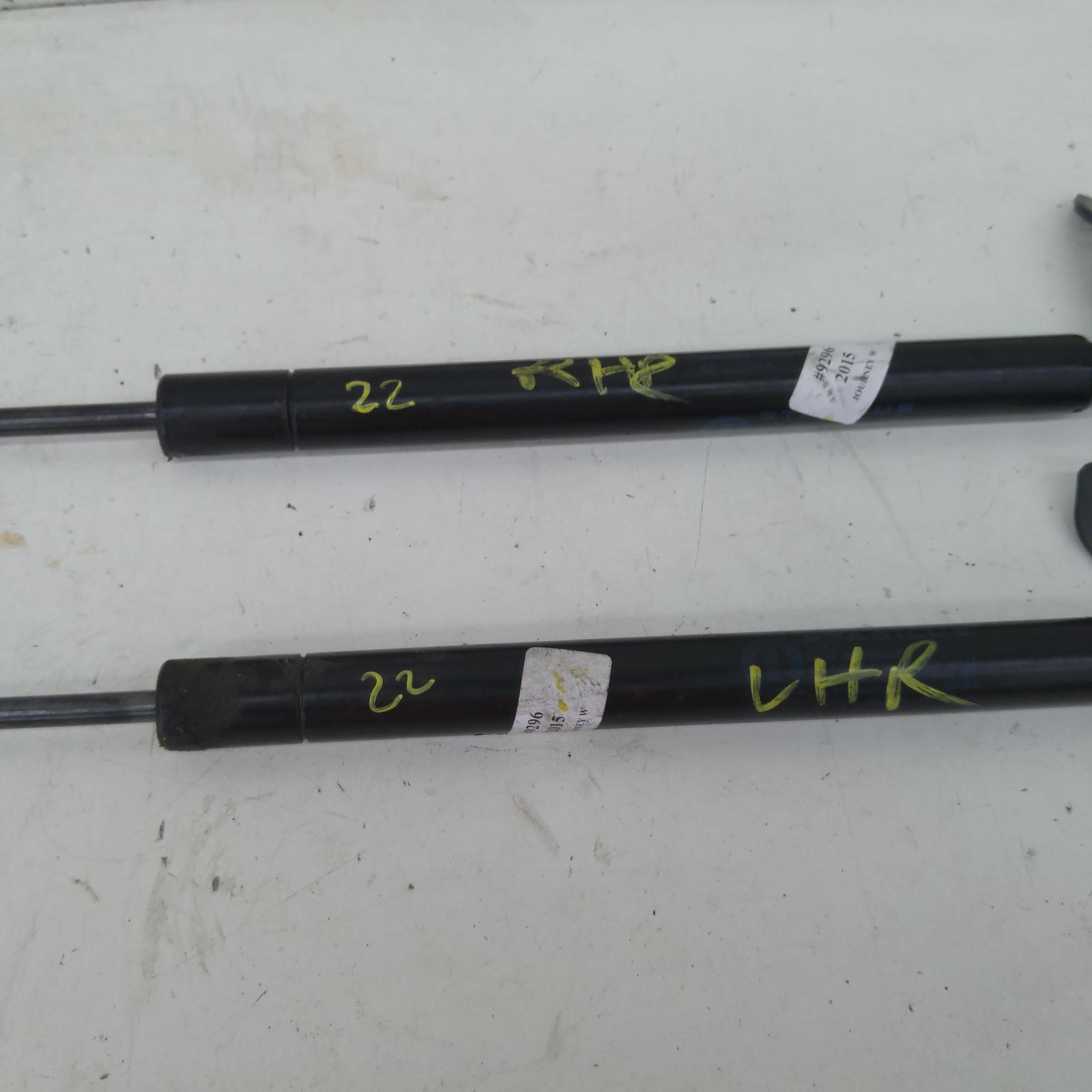 228218, Used hatch strut for 2015 journey jc 09/0812/16