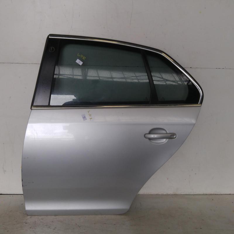 door/sliding rear left