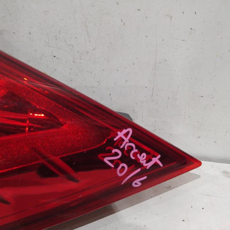 taillight right